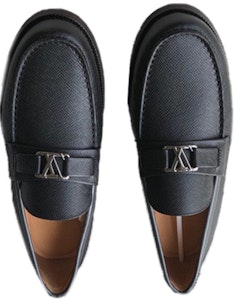 路易威登小牛皮休閒樂福鞋 黑色 Shop 路易威登小牛皮休閒樂福鞋 黑色