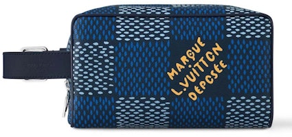 Louis Vuitton Locket Dopp Kit Damier Heritage Blue Louis Vuitton Locket Dopp Kit Damier Heritage Blue
