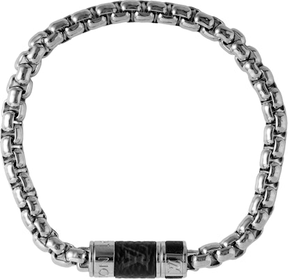 루이 비통 로고 쿠반 체인 메탈 팔찌 실버 M63107 Lookbook 루이 비통 로고 쿠반 체인 메탈 팔찌 실버 M63107