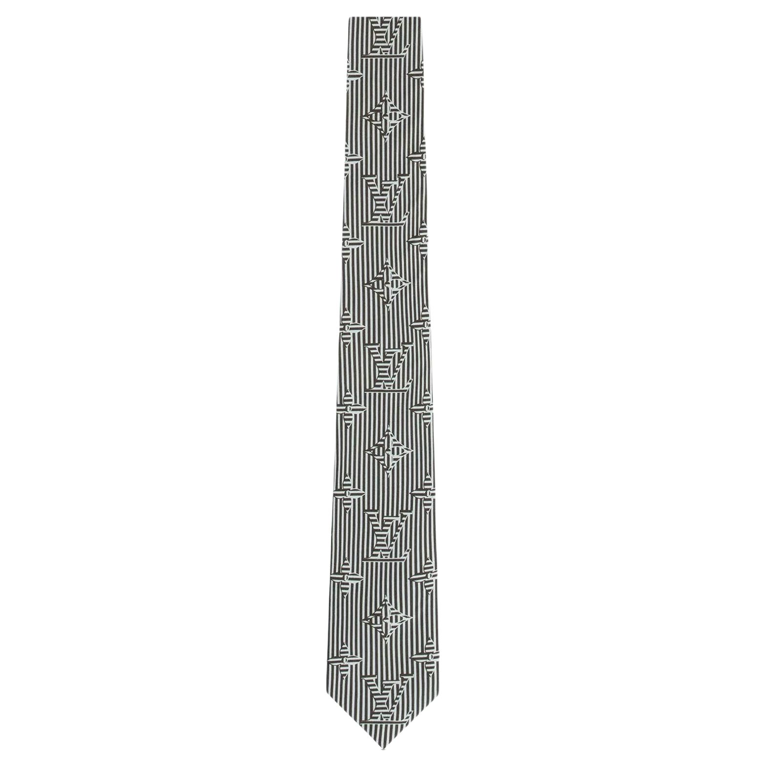 LOUIS VUITTON Logo Design Silk Tie for Men Grey Color M77998