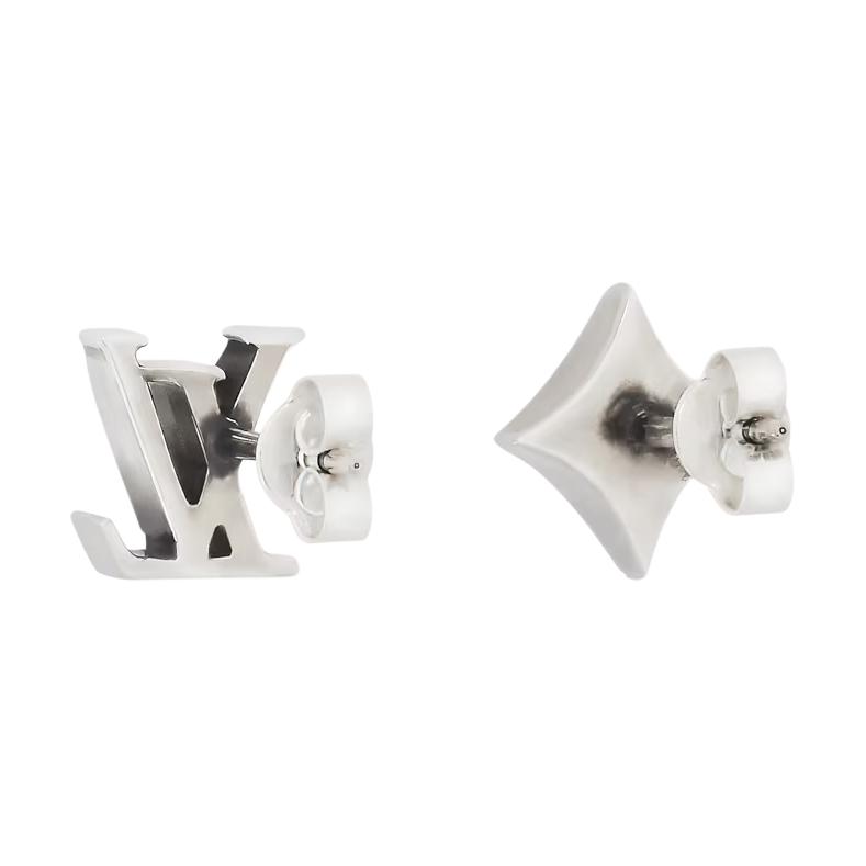 LOUIS VUITTON Logo Design Silver Men’s Stud Earrings. M02749 圖 4
