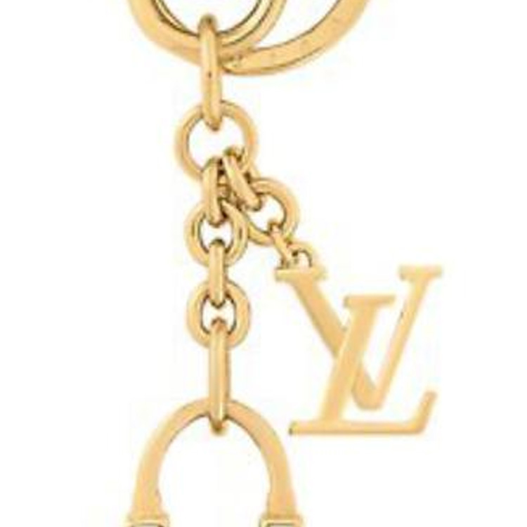Shop LOUIS VUITTON Logo Metal Keychain Unisex Couple Design Gold. M01799