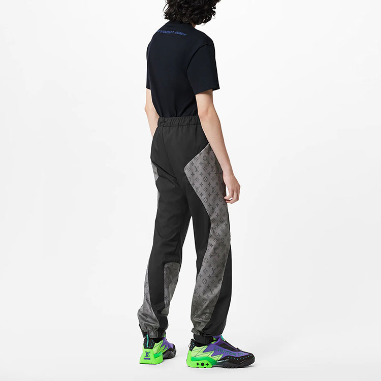 Shop Louis Vuitton Joggers Negros de Punto con Paneles y Logo Cintura Elástica 1A9GXM