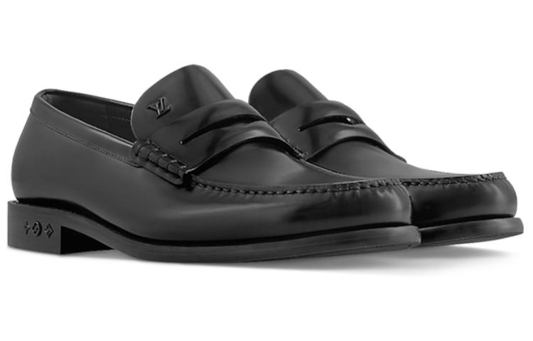 Lookbook ルイ・ヴィトン ルイ・ローファー パテントブラック 1AAMWL