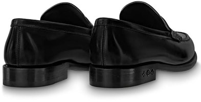 路易威登 Monogram 漆皮 花卉圖案 休閒皮鞋 男款 黑色 Purchase 路易威登 Monogram 漆皮 花卉圖案 休閒皮鞋 男款 黑色