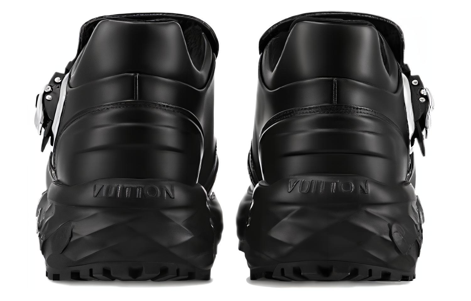 Shop Louis Vuitton Sneaker Basso con Fibbia ''Nero'' 2PPCO2