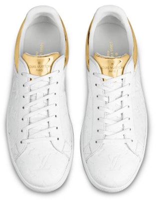 LOUIS VUITTON Luxembourg 壓紋粒面小牛皮運動 時尚板鞋 男款 白色金尾 Shop LOUIS VUITTON Luxembourg 壓紋粒面小牛皮運動 時尚板鞋 男款 白色金尾