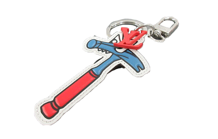 LOUIS VUITTON LV Comics Hammer Bag Charm & Key Holder Red Logo. MP3107logo