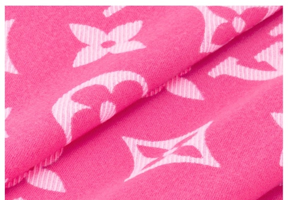 Louis Vuitton LV Essential Scarf Rose Pop Order Louis Vuitton LV Essential Scarf Rose Pop