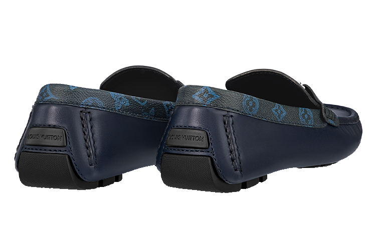 Shop Louis Vuitton LV Monte Carlo Moccasin Kasut 'Navy dengan Monogram Kolar' 1AANOW