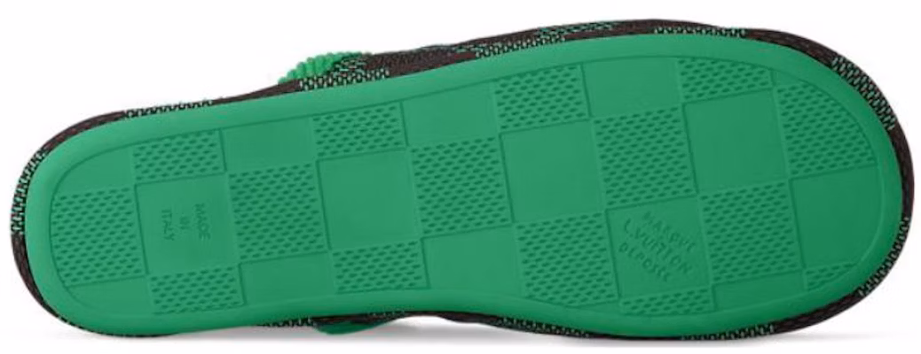 Louis Vuitton LV Selipar Istana Damier Pop Hijau. 1ACN7F Purchase Louis Vuitton LV Selipar Istana Damier Pop Hijau. 1ACN7F
