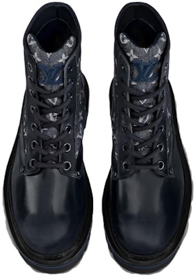 Louis Vuitton LV Ranger Ankle Boots 'Grey' 1A9HLM Lookbook Louis Vuitton LV Ranger Ankle Boots 'Grey' 1A9HLM