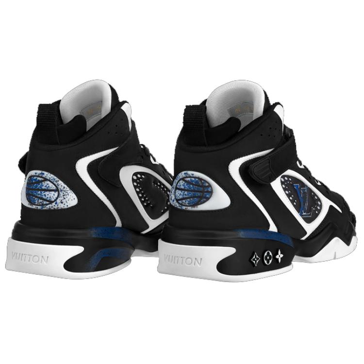 Shop 路易威登 LV Trainer 2 黑色运动鞋 1AAHC4