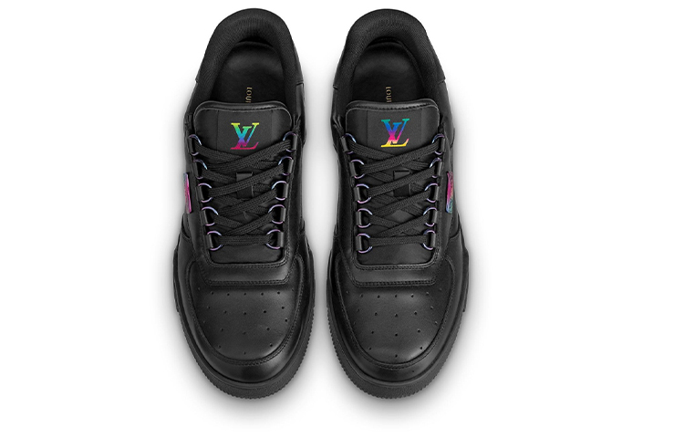 Shop Louis Vuitton LV Trainer Nero Iridescente 1A5YSG