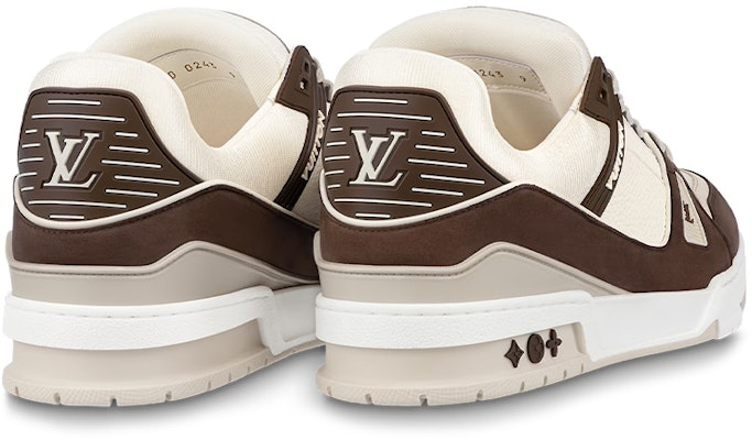 Sepatu Louis Vuitton LV Trainers 'Beige Cokelat' 1ABLV8 Shop Sepatu Louis Vuitton LV Trainers 'Beige Cokelat' 1ABLV8