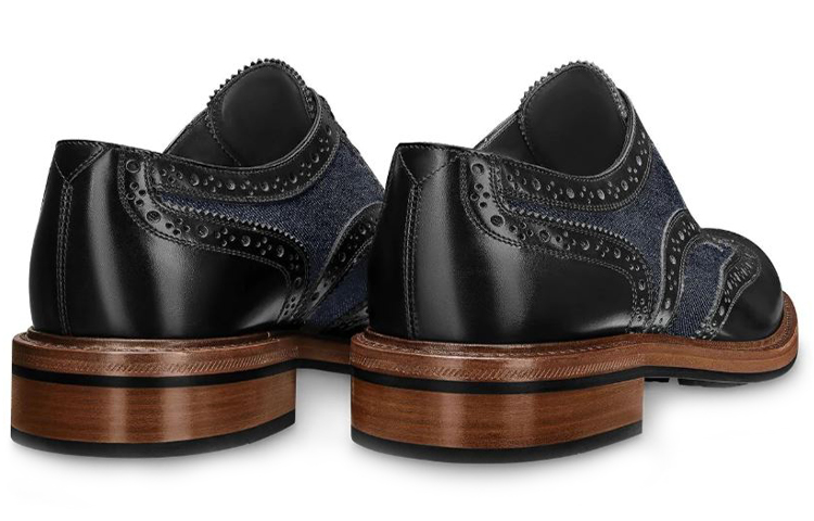 Shop Kasut Louis Vuitton LV Voltaire Derby ''Hitam'' 1A5WYR