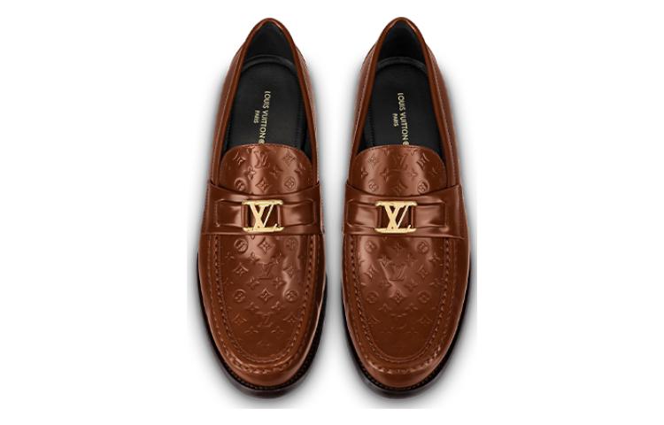 Lookbook Mocassini Louis Vuitton Major ''Patent Brown Monogram'' 1AAMZU