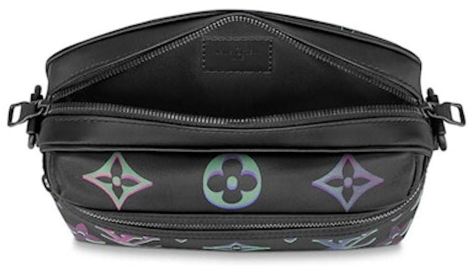 Louis Vuitton Messenger Comet PM Black Borealis Lookbook Louis Vuitton Messenger Comet PM Black Borealis