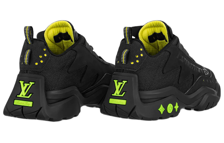 Purchase Louis Vuitton Millenium Sneaker ''Schwarz'' 1A9IE1