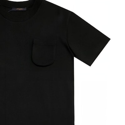 Camiseta Negra LOUIS VUITTON Monogram 3D Pocket 1A5VI8 Sizing Camiseta Negra LOUIS VUITTON Monogram 3D Pocket 1A5VI8