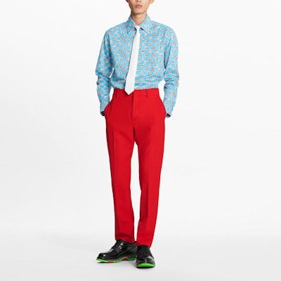 Kemeja Louis Vuitton Monogram Lengan Panjang Biru Muda 1A8PC2 Lookbook Kemeja Louis Vuitton Monogram Lengan Panjang Biru Muda 1A8PC2