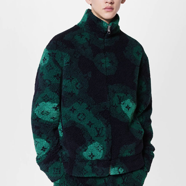 Details for 루이비통 모노그램 카모 로고 스웨이드 벨티드 재킷 그린. 1AATYT