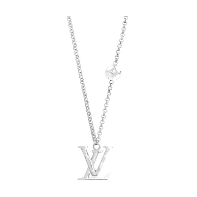 Louis Vuitton Monogram Carved 925 Silver Necklace for Men - Silver. M00331