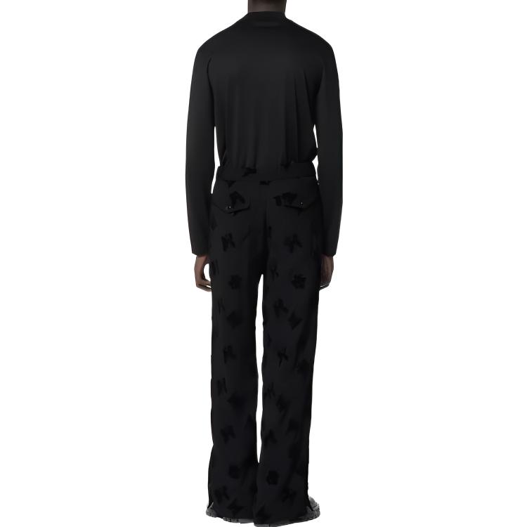 Lookbook LOUIS VUITTON Monogram Embroidered Black Crewneck Long Sleeve T-Shirt SS23 1AATB6