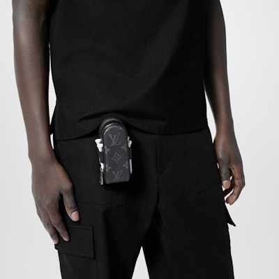 LOUIS VUITTON Monogram Golf Set Unisex Luxury Sports Kit GI0344 Lookbook LOUIS VUITTON Monogram Golf Set Unisex Luxury Sports Kit GI0344