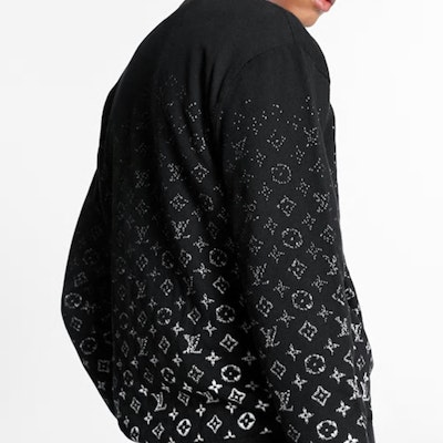 Suéter Louis Vuitton Monograma Degradado Manga Larga Negro/Blanco 1A8A1R Shop Suéter Louis Vuitton Monograma Degradado Manga Larga Negro/Blanco 1A8A1R