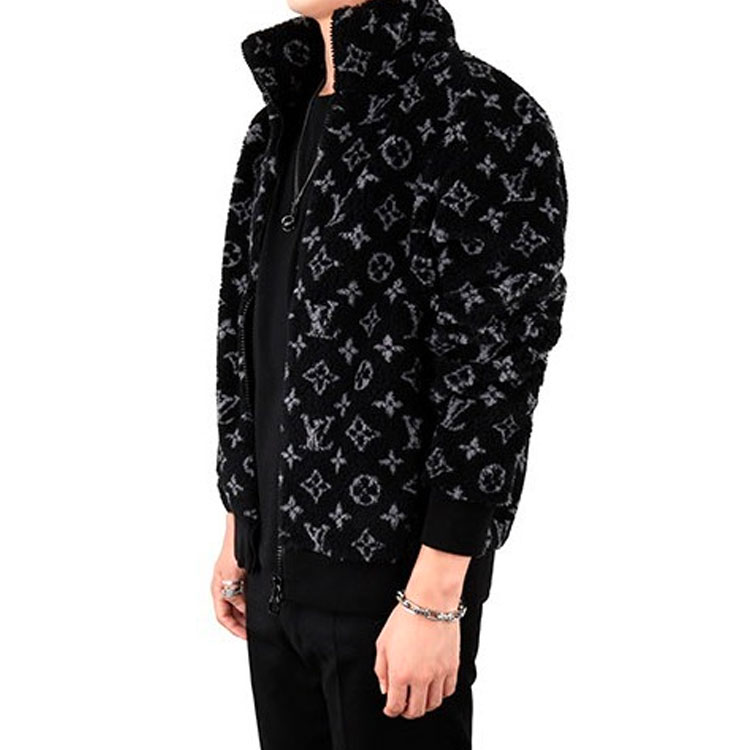Purchase LOUIS VUITTON Jaket Fleece Monogram Jacquard Hitam 1A5VFA