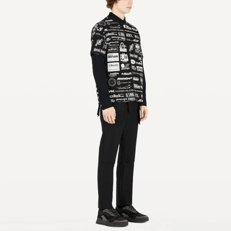 Shop LOUIS VUITTON Camiseta Negra de Manga Corta con Estampado Monograma 1A5DGN