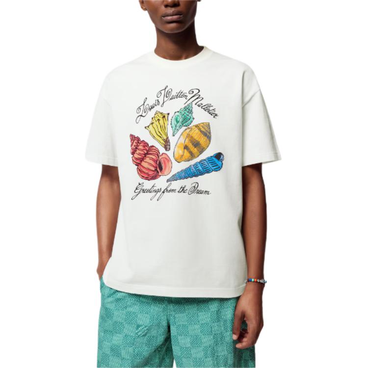 Shop LOUIS VUITTON Kaos Pria Monogram Cetak Kerang Putih Crewneck Santai SS24 1AFR48