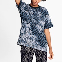 ルイヴィトン モノグラム タペストリー フローラル ブルー Tシャツ 1A8H2O Shop ルイヴィトン モノグラム タペストリー フローラル ブルー Tシャツ 1A8H2O