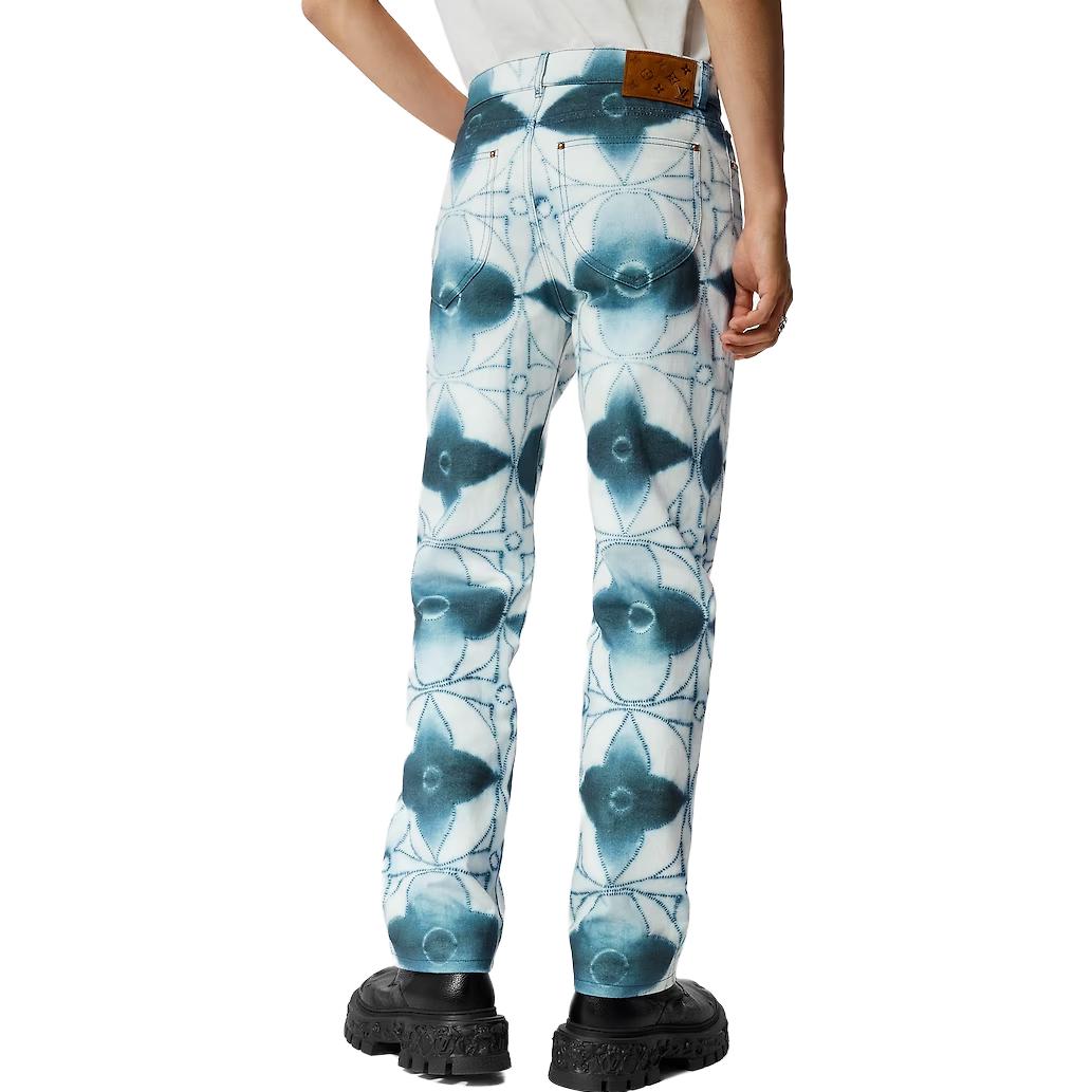 Shop 路易威登Monogram漸層染印花休閒牛仔褲男款藍色 1AB5K6