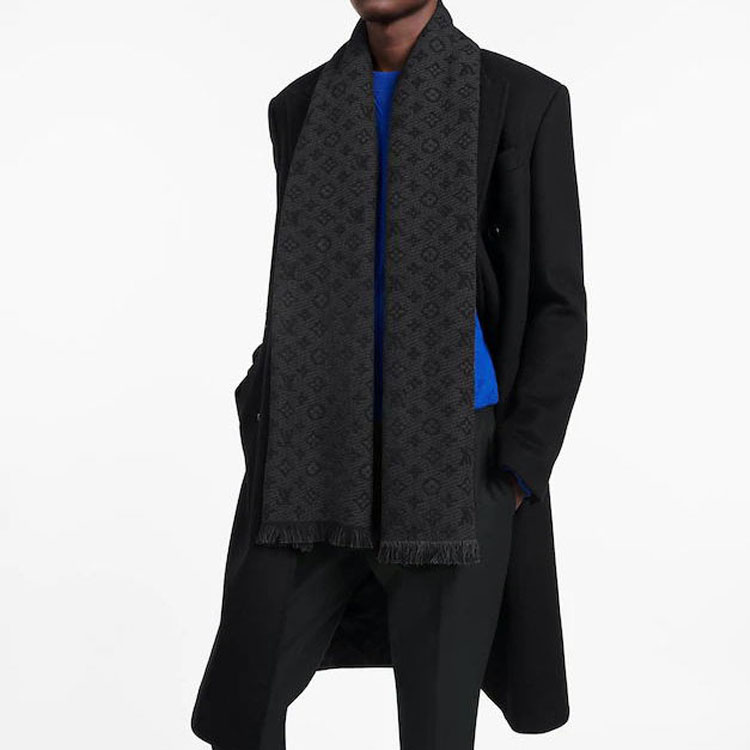 Louis Vuitton Monogram Wool Fringed Scarf Black Unisex M70520 圖 4