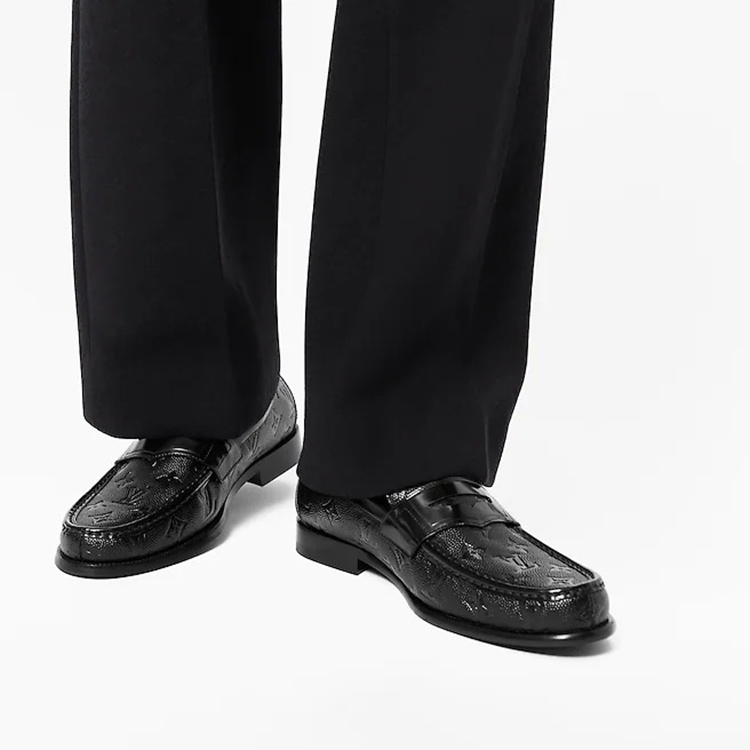 Purchase Louis Vuitton NBA x Loafer ''Schwarz Casual'' 1A905V