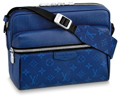 louis-vuitton-outdoor-messenger-monogram-pacific-taiga-blue