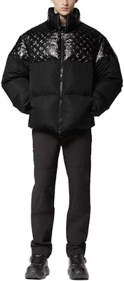 LOUIS VUITTON Jaket Puff Leher Tinggi Oversized Hitam 1ABZFO Lookbook LOUIS VUITTON Jaket Puff Leher Tinggi Oversized Hitam 1ABZFO