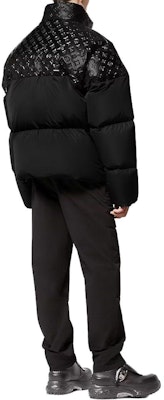 LOUIS VUITTON Jaket Puff Leher Tinggi Oversized Hitam 1ABZFO Shop LOUIS VUITTON Jaket Puff Leher Tinggi Oversized Hitam 1ABZFO