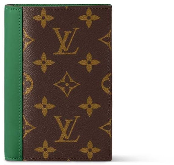 louis-vuitton-passport-cover-colormania-green