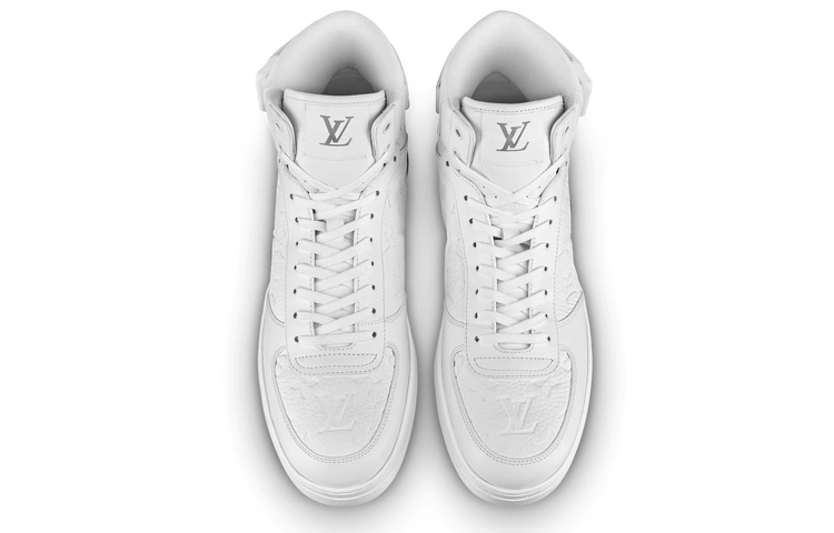 Lookbook Louis Vuitton Rivoli ''Sneaker Alta in Pelle Bianca Testurizzata'' 1A5US