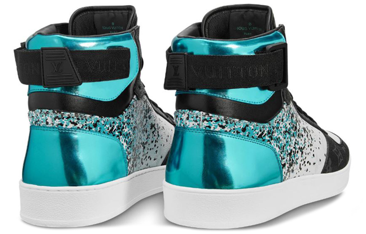 Lookbook ルイ・ヴィトン リヴォリ スニーカー メタリックブルー×黒モノグラム 1A5YKP