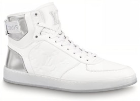 Louis Vuitton Rivoli Sneakers 'Putih Monogram dengan Perak' 1A8V86 Order Louis Vuitton Rivoli Sneakers 'Putih Monogram dengan Perak' 1A8V86