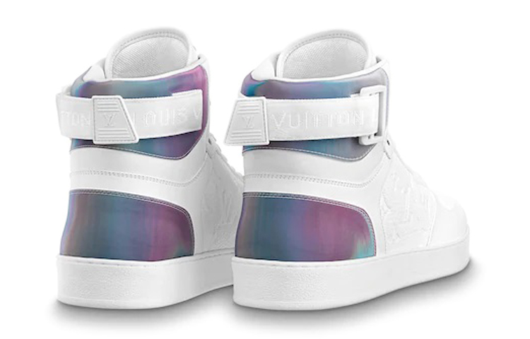 Shop Sneakers Louis Vuitton Rivoli ''Bianchi con Retro Iridescente'' 1A7S6