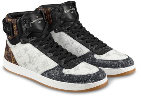 루이비통 리볼리 스니커즈 '모노그램 스트라스' 1A4UG0 Lookbook 루이비통 리볼리 스니커즈 '모노그램 스트라스' 1A4UG0