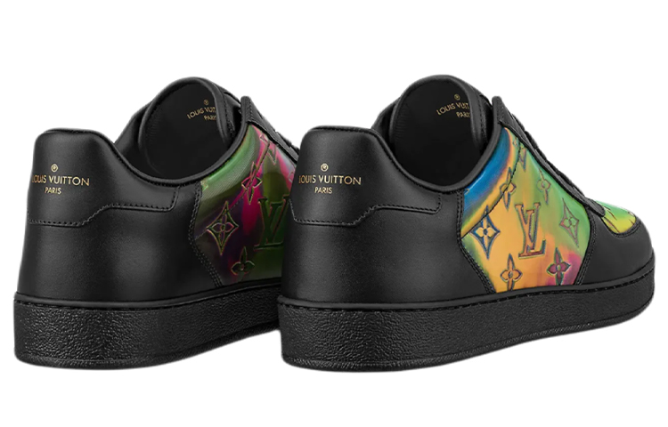 Shop Louis Vuitton Rivoli Sneakers ''Zwart met Glanzend Monogram'' 1A99NO
