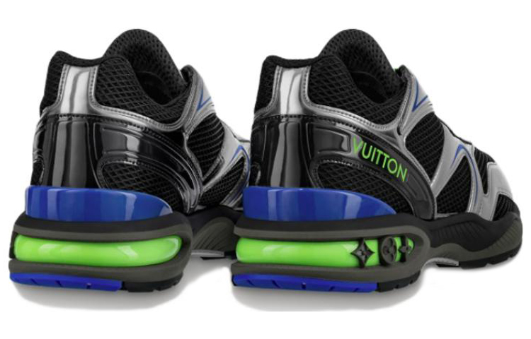 Shop 路易威登 黑银色 Run Away 运动鞋 1A7WKH