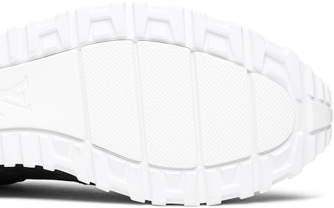 루이비통 런어웨이 트라이컬러 스니커즈 1A3N7W Purchase 루이비통 런어웨이 트라이컬러 스니커즈 1A3N7W