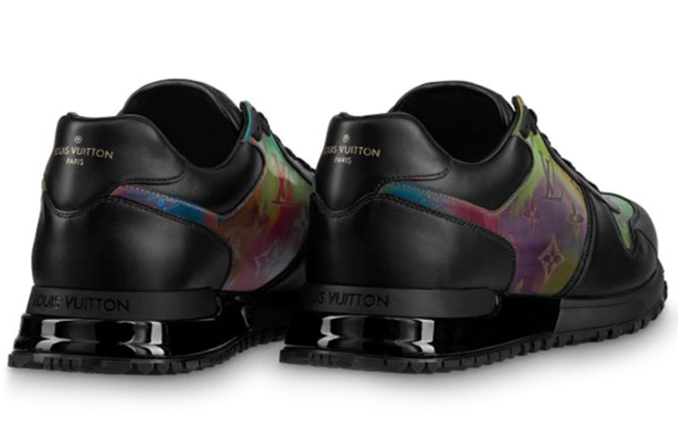 Lookbook 路易威登黑色多彩花纹跑鞋 1A7YKC